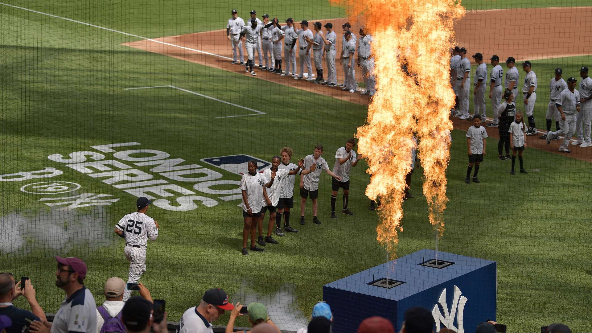 了羽毛球运 了羽毛球运