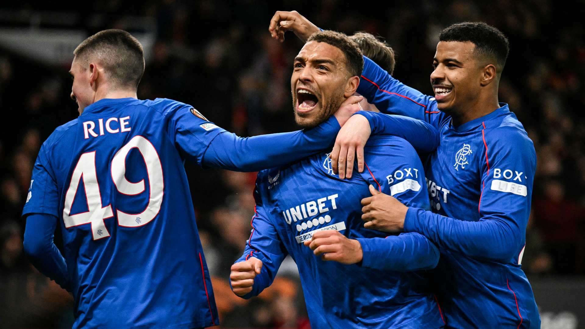 队的轮换深 队的轮换深